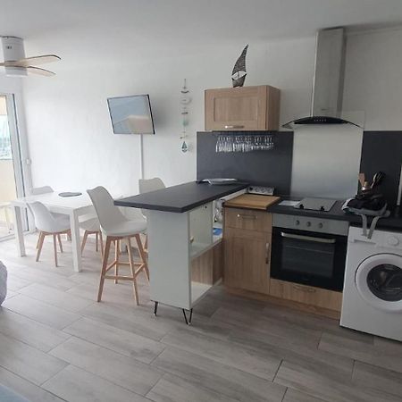 Appartement Avec Balcon, Vue Mer, Piscine, Parking Agde Luaran gambar